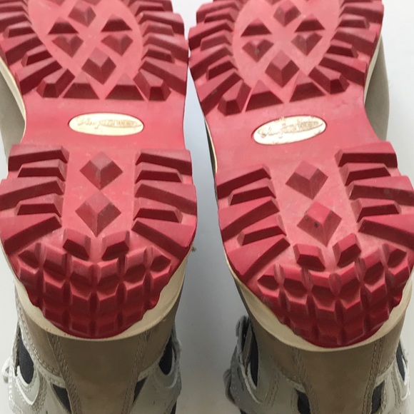 SOLD Vasque Feather Weigh Leather Gore-Tex Boots - Picture 6 of 6